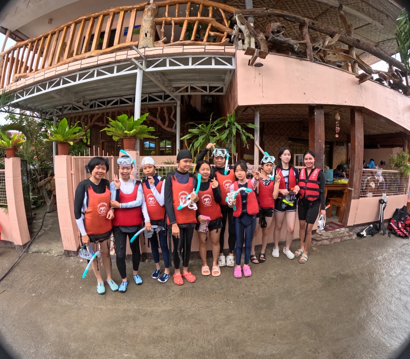 นักเรียนค่ายดำน้ำตื้นที่เซบู — กิจกรรมสุดสัปดาห์
